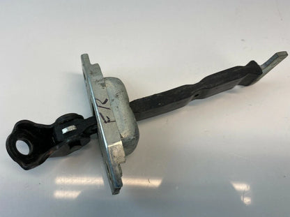04-09 TOYOTA PRIUS HATCHBACK FRONT RIGHT PASSENGER DOOR LOCK HINGE CHECK STOPPER