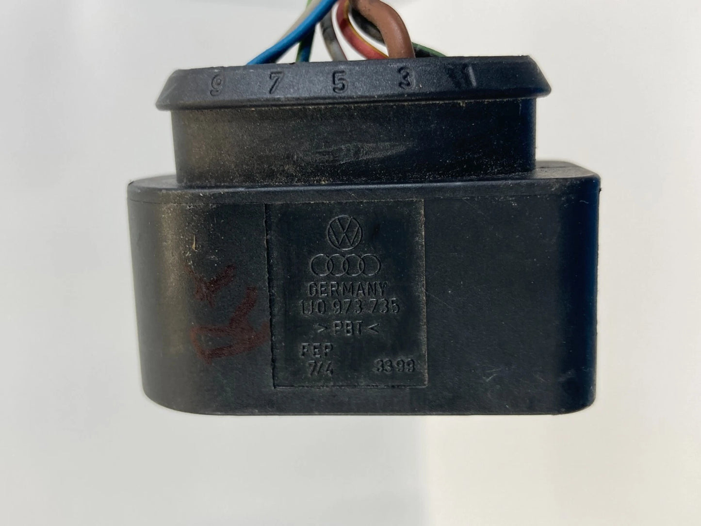 2006-2008 AUDI A6 HEADLIGHT PIGTAIL PLUG WIRE HARNESS CONNECTOR 1J0-973-735 OEM