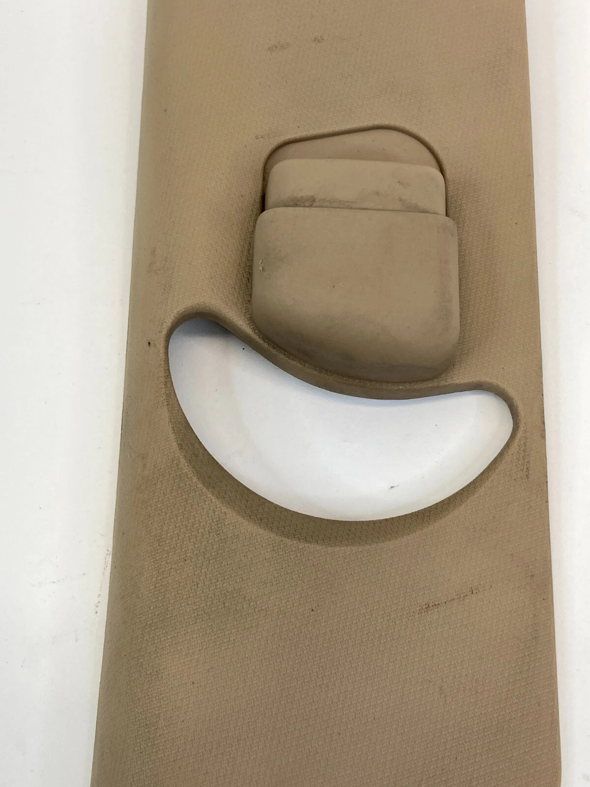 2011-2014 HYUNDAI SONATA FRONT RIGHT SEAT BELT HEIGHT ADJUSTER COVER 85842-3S100