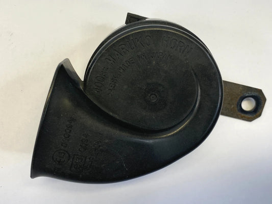 2007-2011 LEXUS GS350 GS450H LOW TONE NOTE HORN PITCH ALARM SIGNAL E13000094 OEM