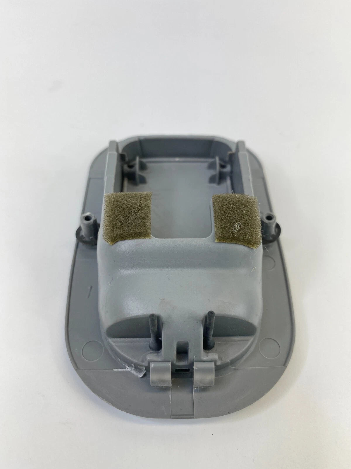 07 08 09 10 HYUNDAI ELANTRA BACK REAR SEAT BELT ANCHOR CHILD COVER TRIM OEM