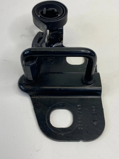 05-08 PONTIAC G6 07-08 G5 REAR BACK LIFTGATE TRUNK LATCH STRIKER 22697745 OEM