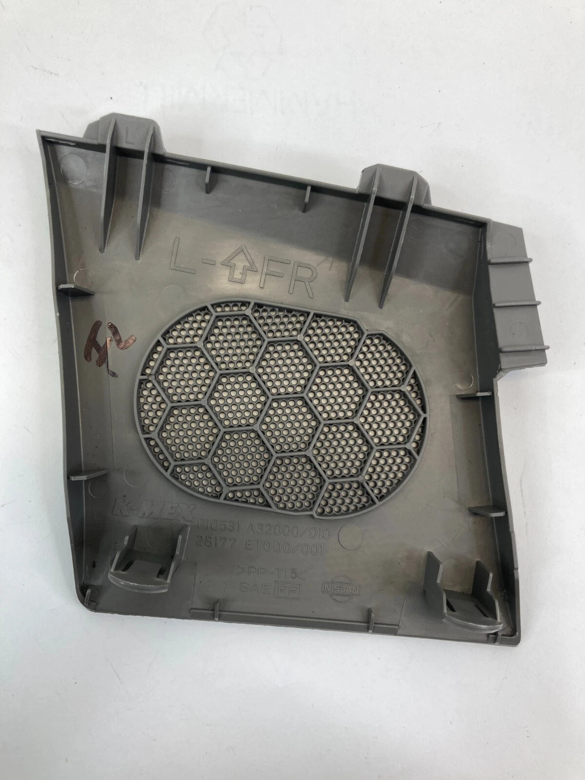 2007-2009 NISSAN SENTRA DASH LEFT SIDE SPEAKER GRILL GRILLE COVER 28177-ET000