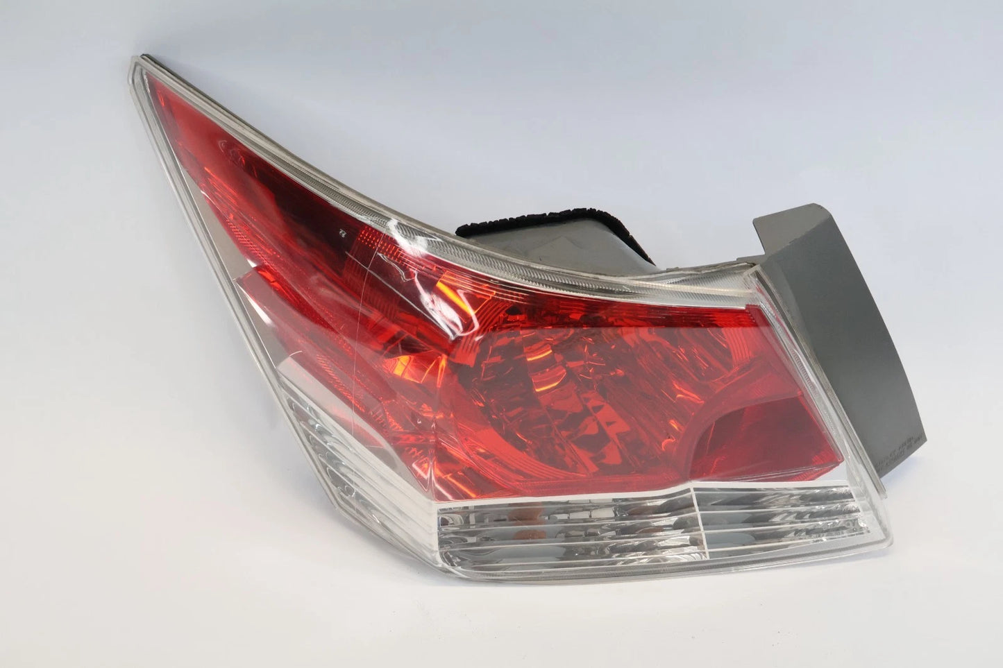 2008-2012 HONDA ACCORD SEDAN LEFT DRIVER SIDE TAILLIGHT TAIL LAMP ASSEMBLY OEM