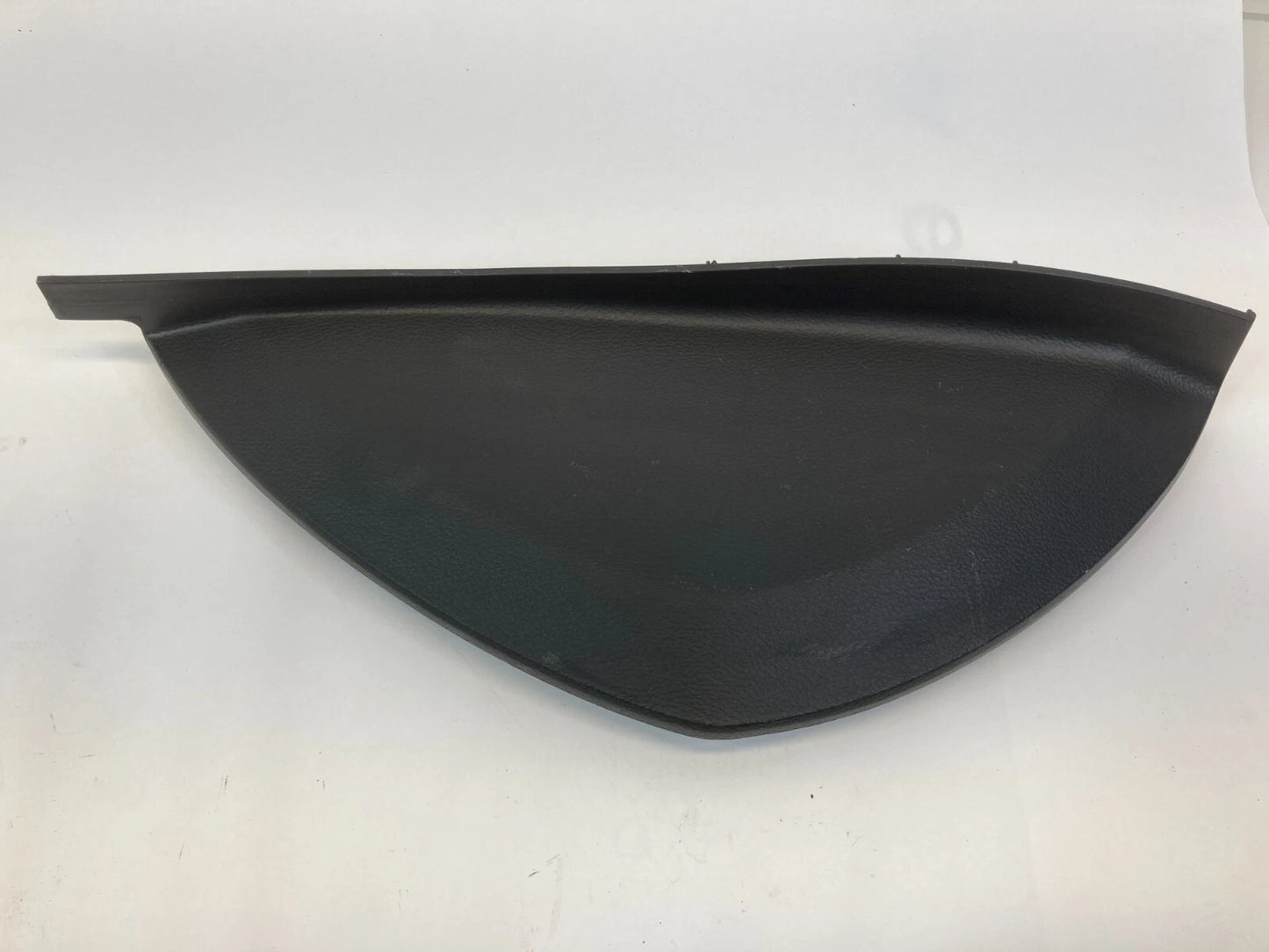 08-10 SATURN VUE LEFT SIDE DASH INSTRUMENT PANEL SIDE END COVER TRIM 96835001