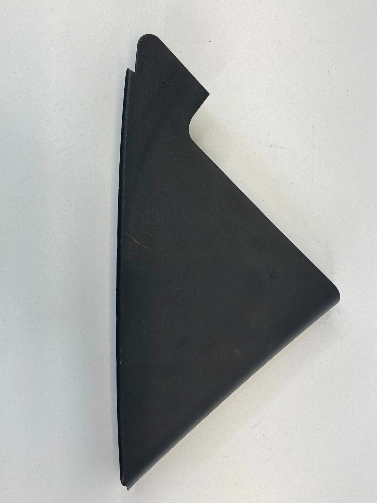 2010-2013 KIA FORTE FORTE REAR RIGHT INNER DOOR CORNER COVER TRIM 83920-1M000