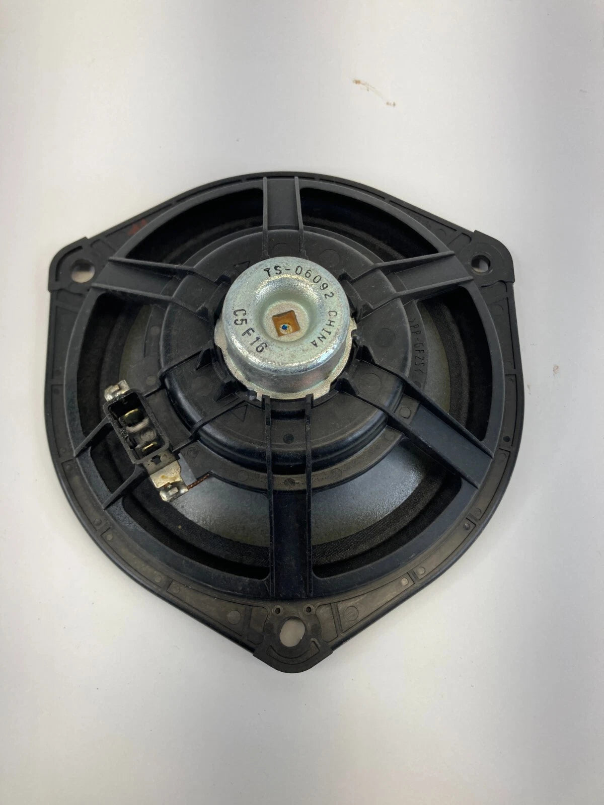 2005-2010 HONDA ODYSSEY FRONT RIGHT PASSENGER DOOR AUDIO SPEAKER OEM TS-06092