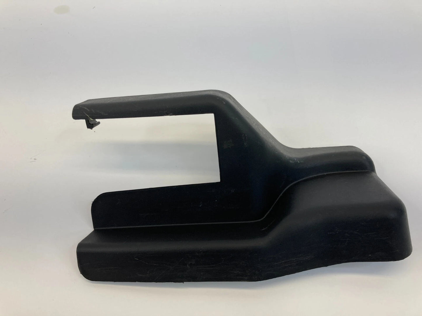 06-11 MERCURY MILAN FRONT RIGHT SEAT TRACK LOWER TRIM COVER BEZEL 7E53-54130A02