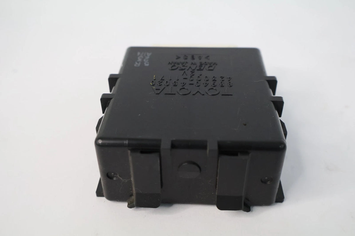 2011-2014 TOYOTA SIENNA WIPER CONTROL MODULE RELAY 85940-45020 OEM FACTORY