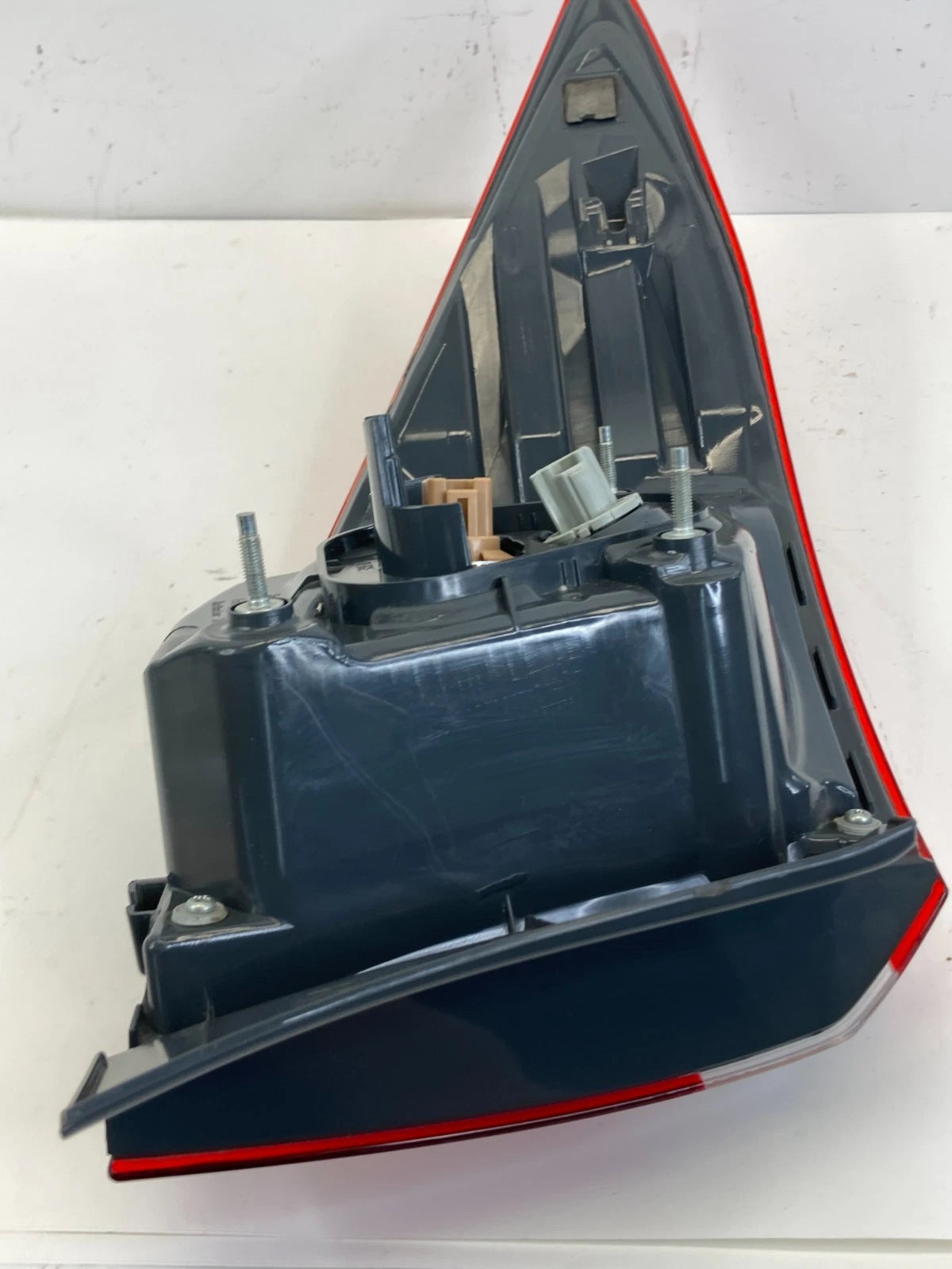 2014-2016 Toyota Corolla SEDAN Rear Right Side Tail Light Taillight Outer Lamp