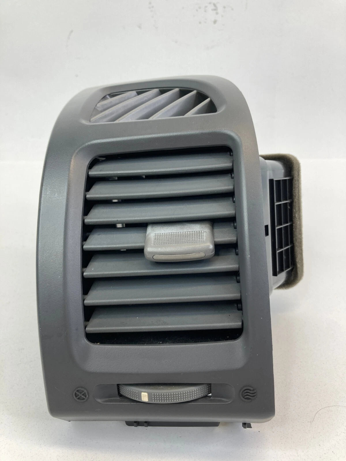 06-10 KIA SEDONA LEFT DRIVER SIDE DASH AC AIR VENT GRILLE TRIM 4D974-50000 OEM