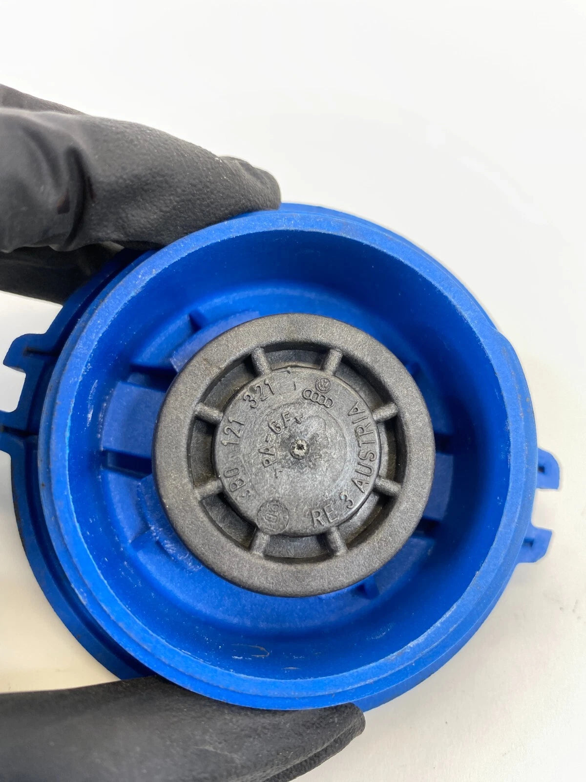 99-18 VW JETTA 98-19 PASSAT ENGINE RADIATOR FLUID COOLANT RESERVOIR CAP 3B012132