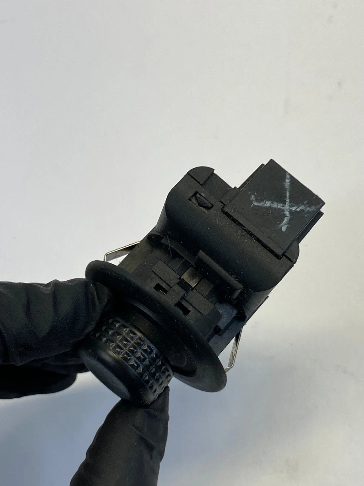 2007-2014 FORD EDGE POWER DOOR MIRROR CONTROL SWITCH BUTTON 8F9T-17B676-AA