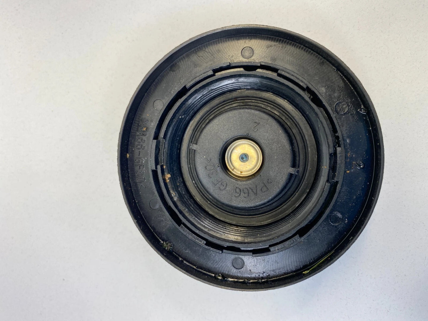 1996-2019 Ford Taurus LX Radiator Coolant Expansion Fluid Tank Cap PA66-GF30
