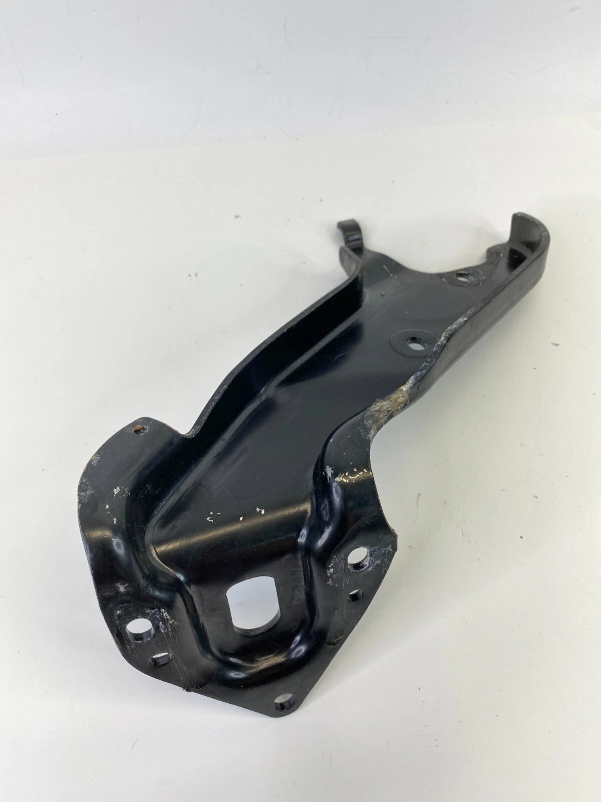 2005-2007 HONDA ODYSSEY REAR LEFT SLIDING DOOR LOWER BRACKET ROLLER ASSEMBLY OEM