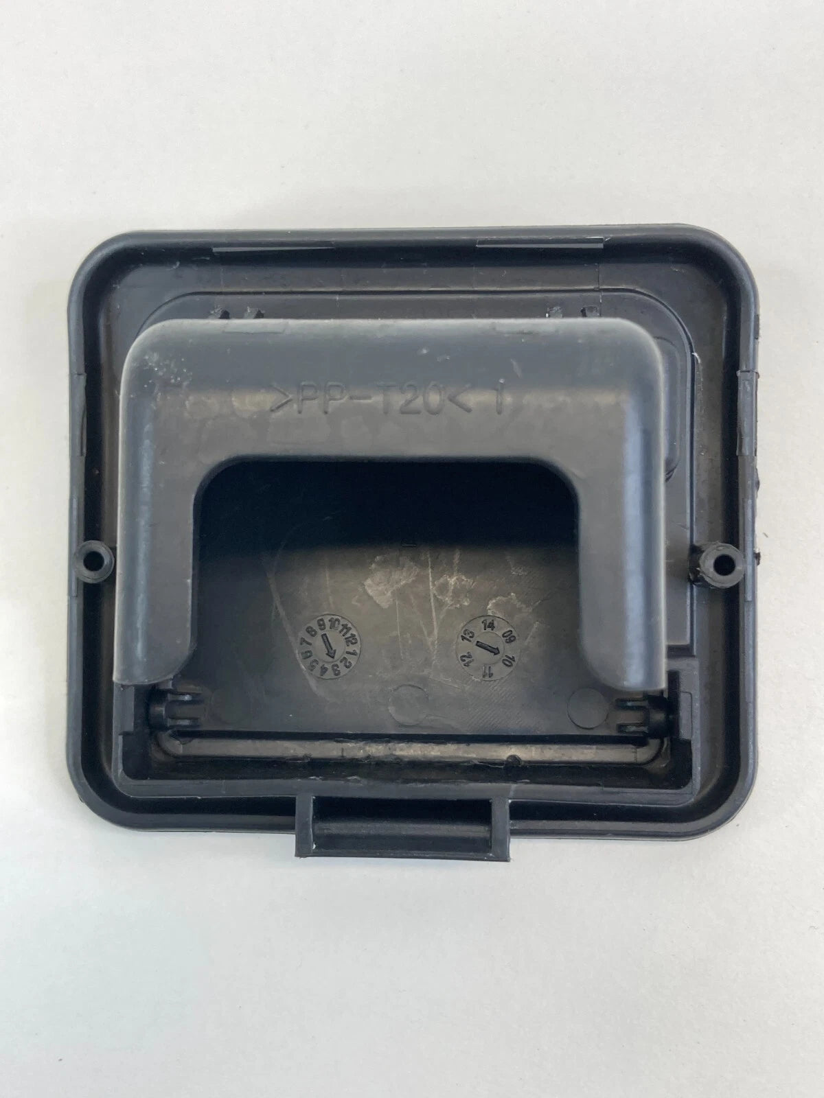 11 12 13 14 HYUNDAI SONATA REAR DECK SEAT CHILD SAFETY ANCHOR HOOK COVER TRIM