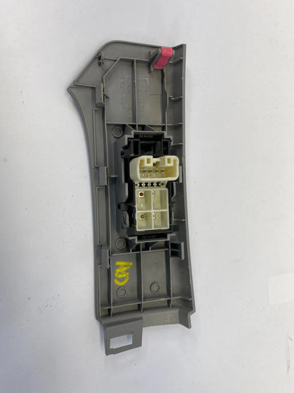 2007-2011 TOYOTA YARIS HBCK 2DR FRONT RIGHT SIDE DOOR POWER WINDOW SWITCH OEM