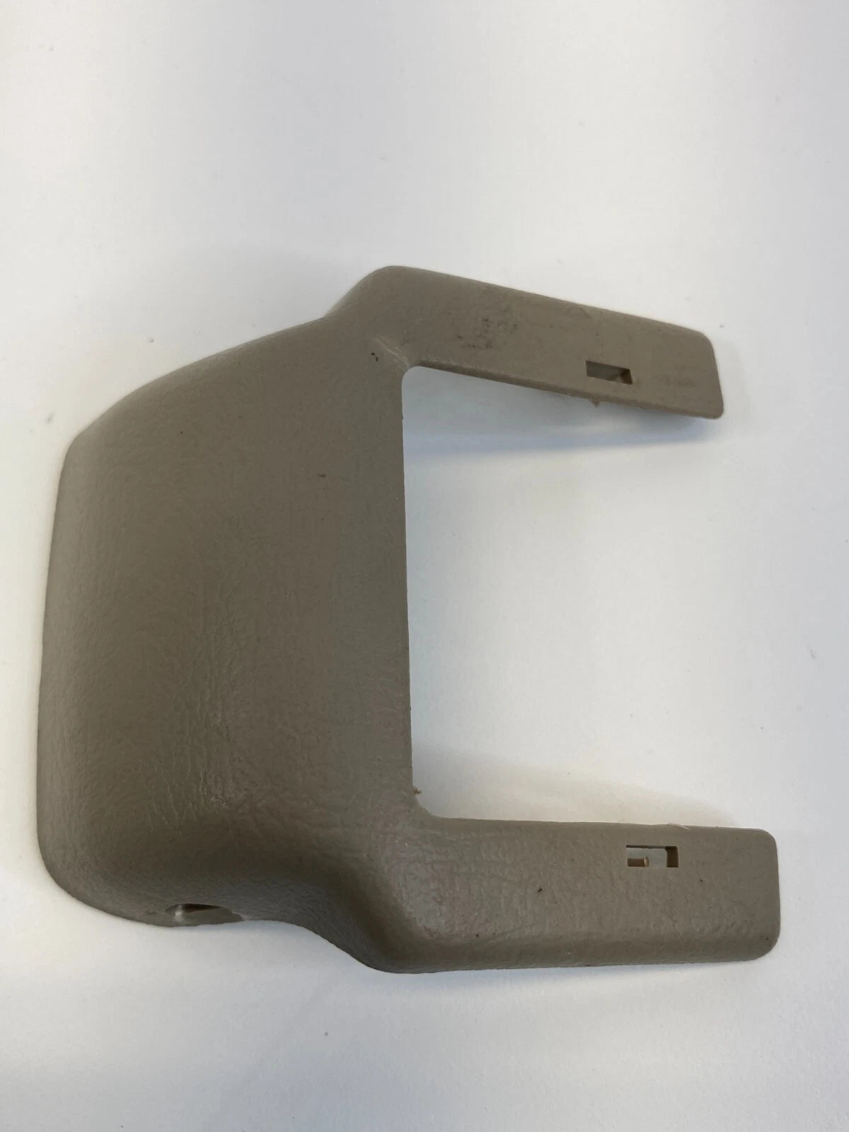 1999-2002 ACURA RL FRONT RIGHT SEAT FOOT TRACK RAIL CAP COVER 81195-SW5-0000 OEM
