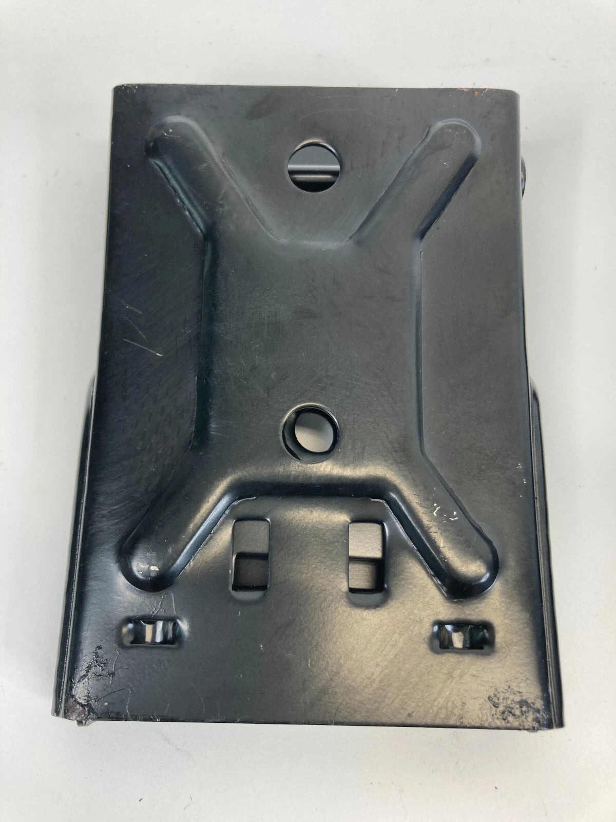 2011-2019 CHEVROLET CRUZE JACK TOOL KIT SUPPORT BRACKET PAIR SET OEM