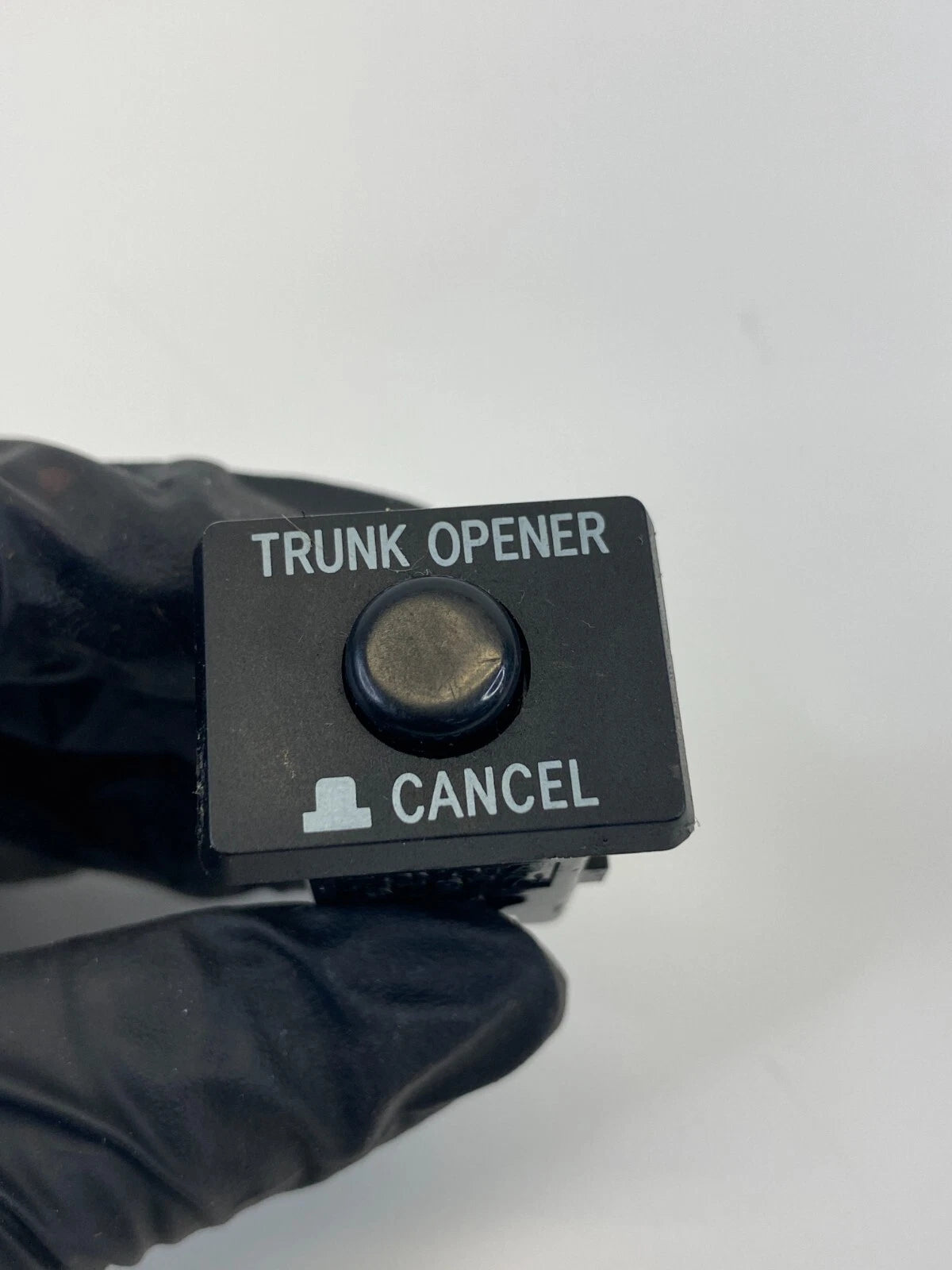 1997-2001 LEXUS ES300 GLOVE BOX TRUNK LID RELEASE OPENER CANCEL CONTROL SWITCH