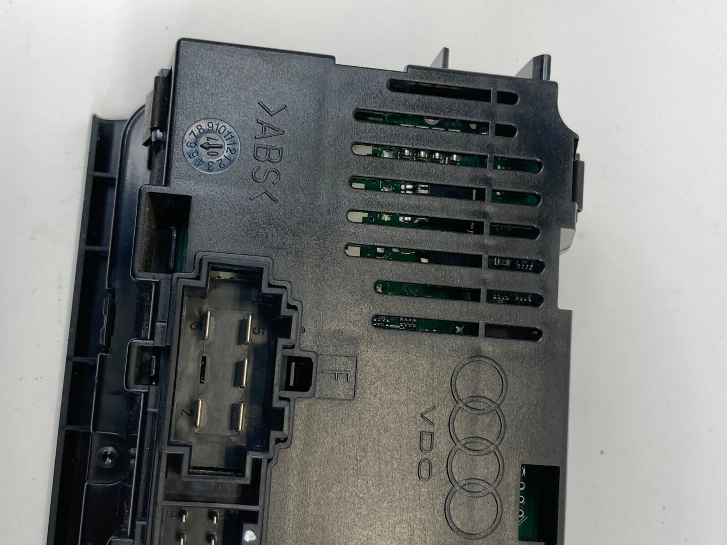 05-08 AUDI A4 DASH AC HEATER CLIMATE CONTROL TEMPERATURE SWITCH 8E0820043BL OEM