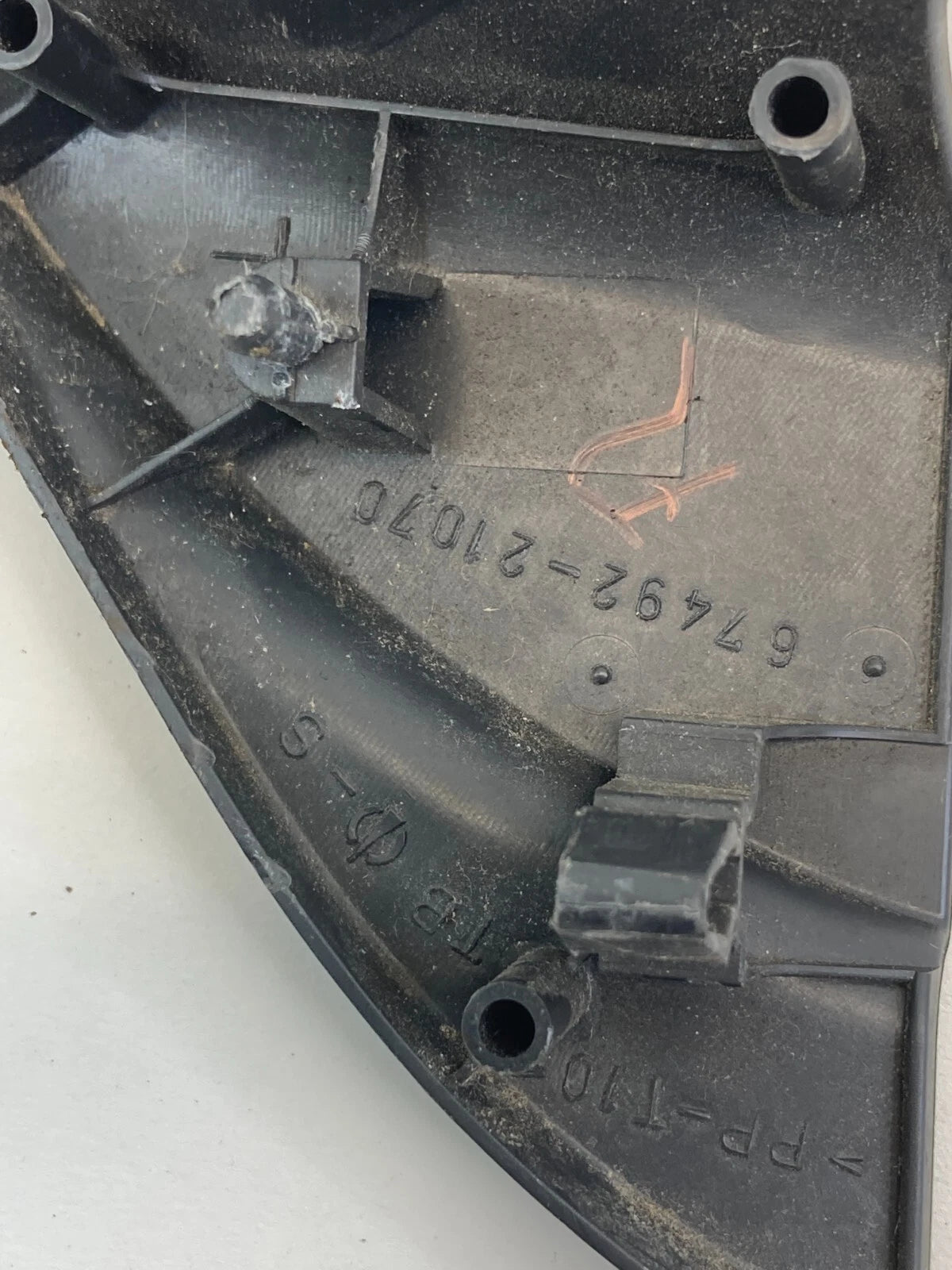 2005-2010 SCION TC FRONT LEFT DOOR INNER LOWER CORNER COVER 67492-21070 OEM