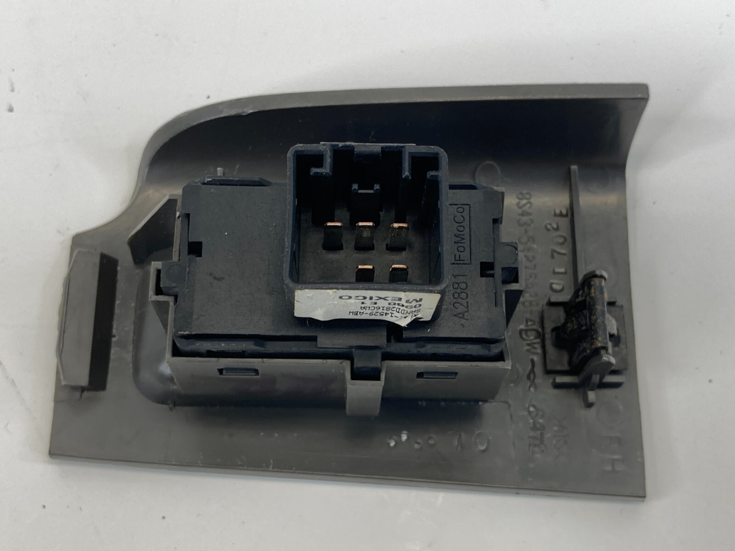 08-11 Ford Focus Rear Right Side Door Power Window Switch w/ Bezel 8S4354275A28