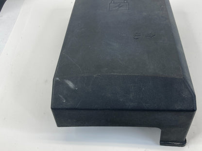 2007-2009 GMC Yukon 5.3L 16V A/T Engine Fuse Relay Box Cover Cap Lid OEM