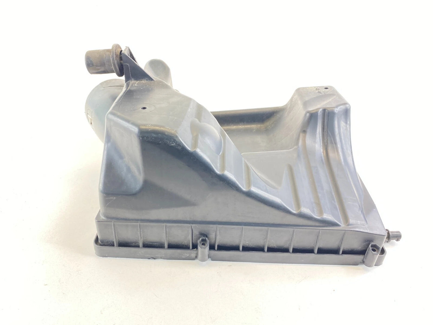 2008 2009 SATURN ASTRA 1.8L AIR INTAKE FILTER CLEANER BOX LOWER COVER HOUSING