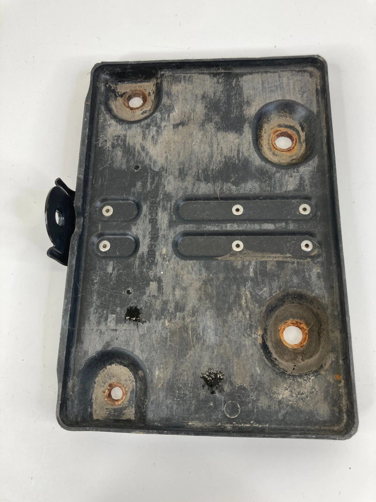 2007 2008 INFINITI G35 LOWER BATTERY HOLDER HOLD DOWN TRAY ASSEMBLY OEM