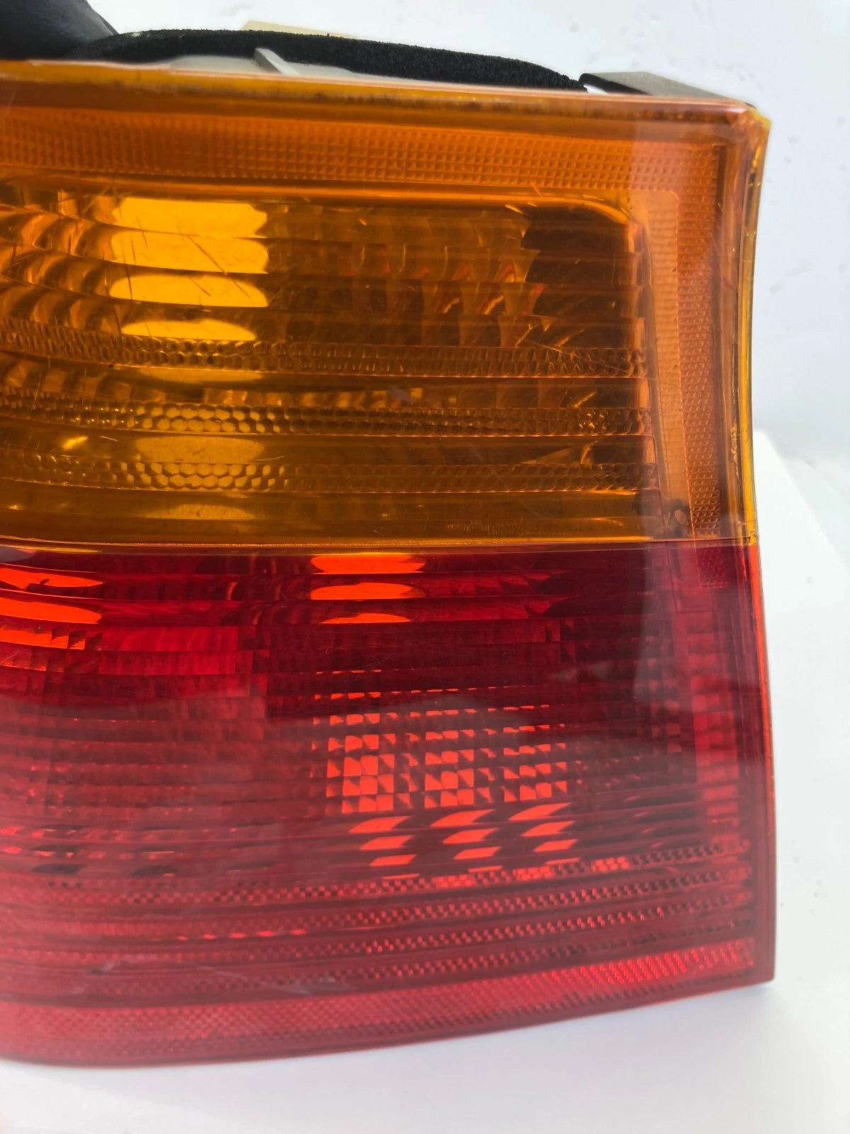 1999 2000 BMW 323I SEDAN LEFT OUTER TAIL LIGHT TAILLIGHT TAILLAMP 8-364-921 OEM