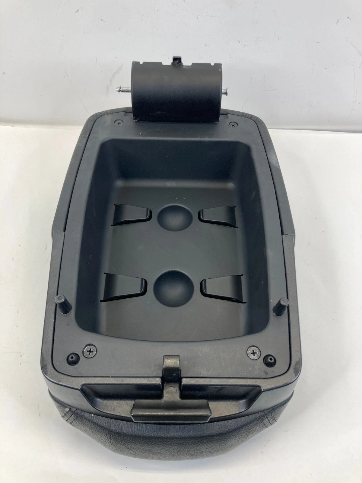 2013 2014 2015 2016 HYUNDAI SANTA FE CENTER CONSOLE ARMREST LID COVER OEM