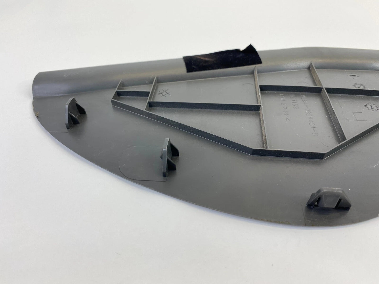 03-07 FORD ESCAPE FRONT DASH LEFT SIDE END CAP COVER TRIM YL84-7804481-B OEM