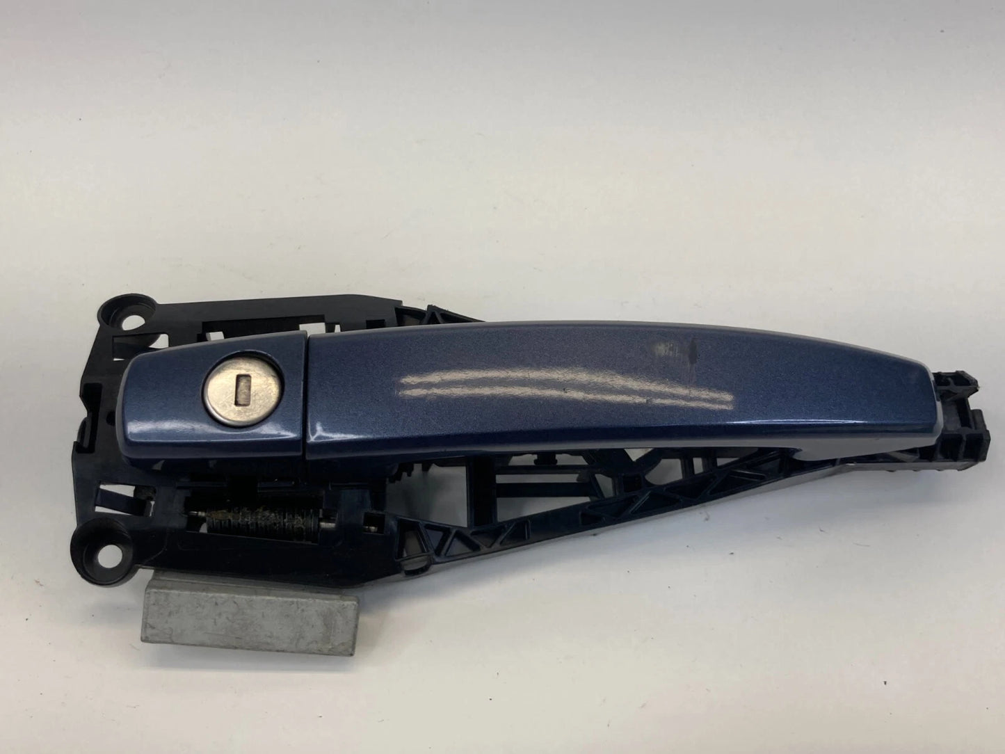 2011-2016 CHEVROLET CRUZE FRONT LEFT EXTERIOR DOOR HANDLE BLUE 94002321 OEM