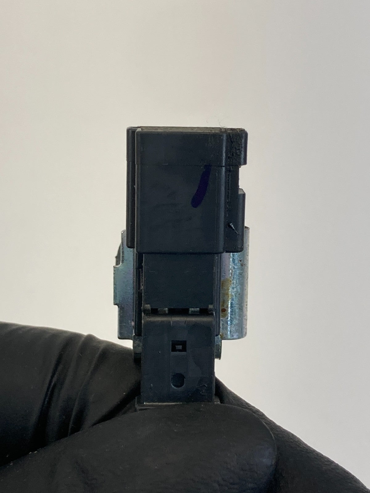 2010-2017 GMC Terrain Console Cup Holder Light Lamp w/ Harness Wire LIG810695-2