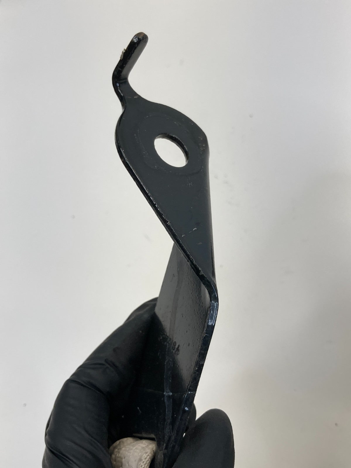 2003-2006 Lincoln Navigator Front Right Passenger Seat Belt Retractor Assembly