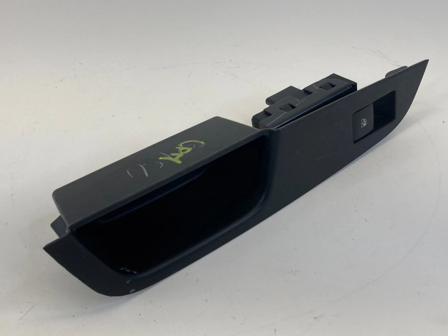 2010-2017 GMC TERRAIN REAR LEFT DRIVER SIDE WINDOW SWITCH BEZEL ASSEMBLY OEM