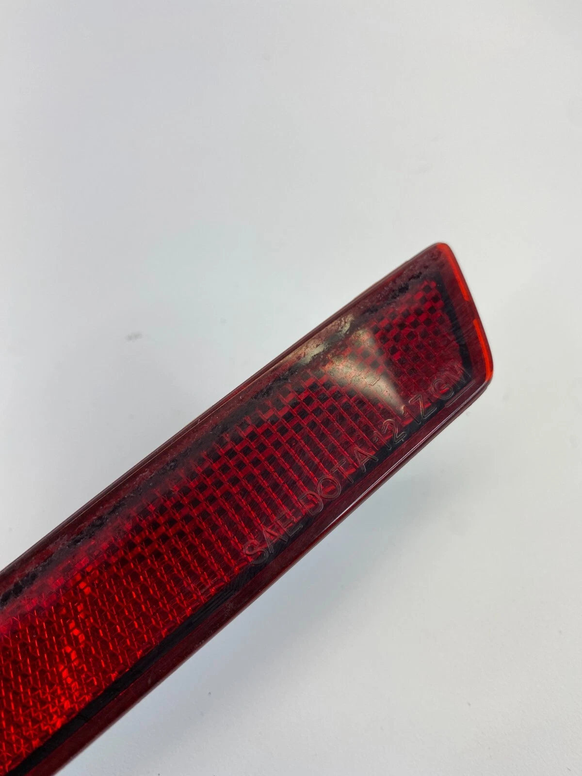 13-15 CHEVROLET MALIBU REAR BUMPER LEFT OUTER SIDE REFLECTOR LAMP GM20998412