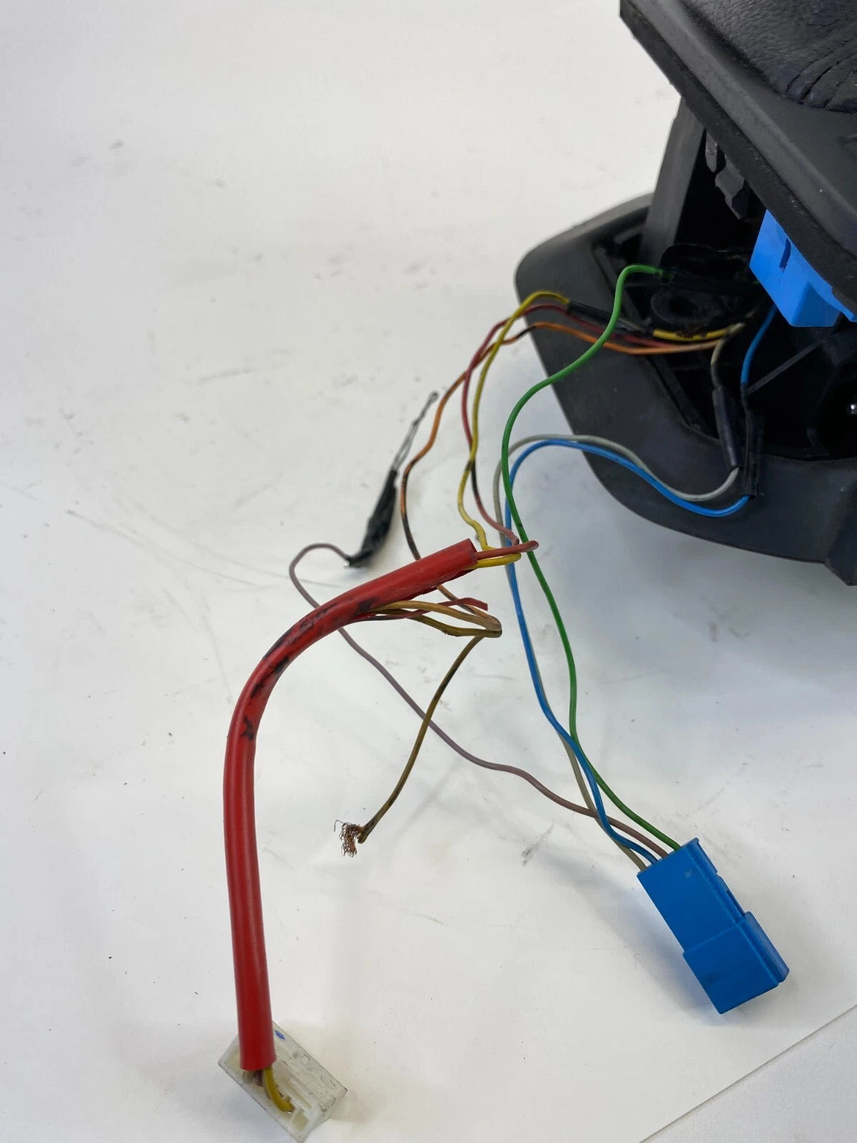 2006 06 BMW 330XI AUTOMATIC FLOOR GEAR SHIFTER SELECTOR GEARSHIFT LEVER ASSY OEM