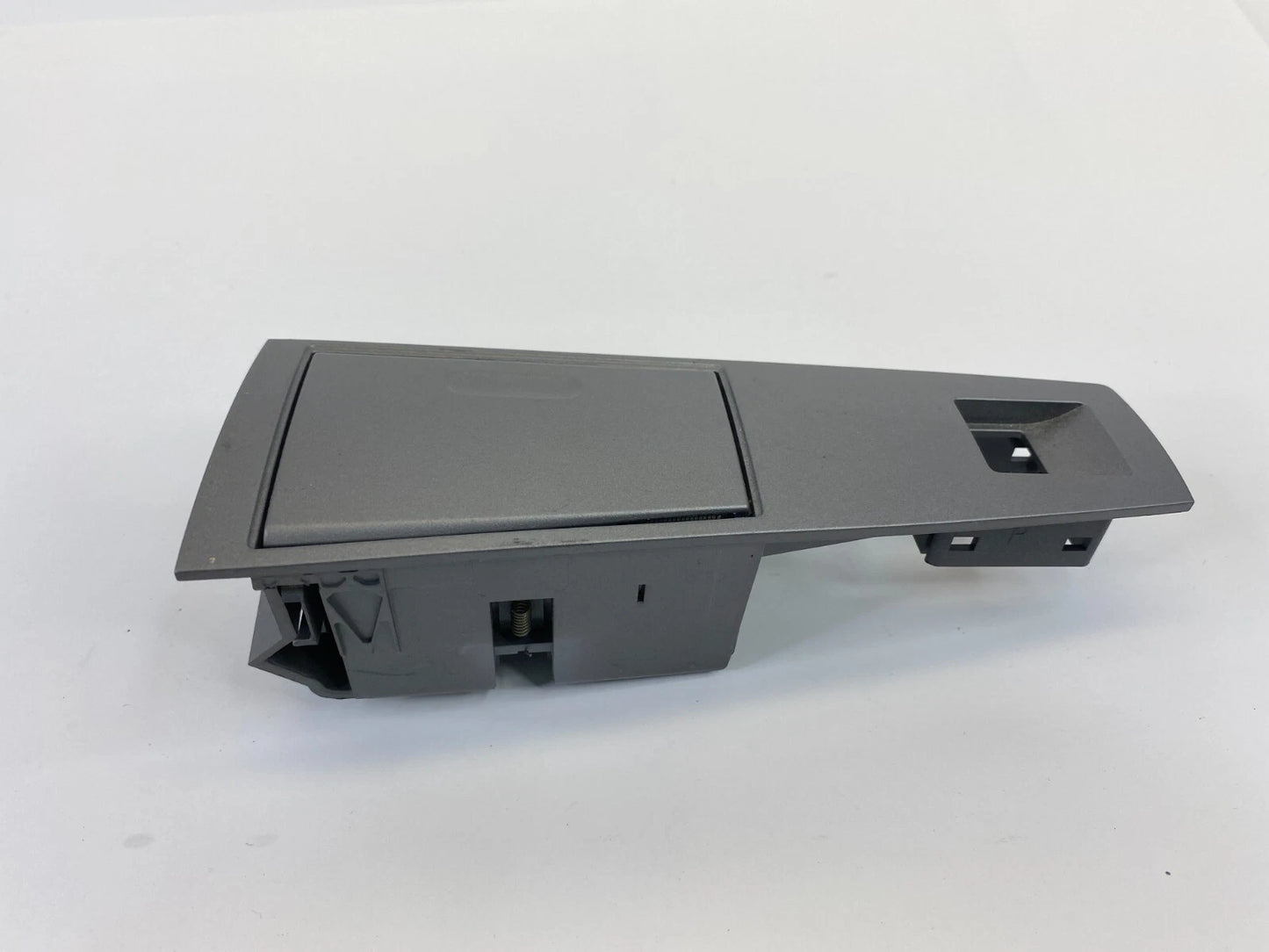 02-05 BMW 745I 745LI REAR RIGHT SIDE WINDOW SWITCH COVER TRIM BEZEL 100014838