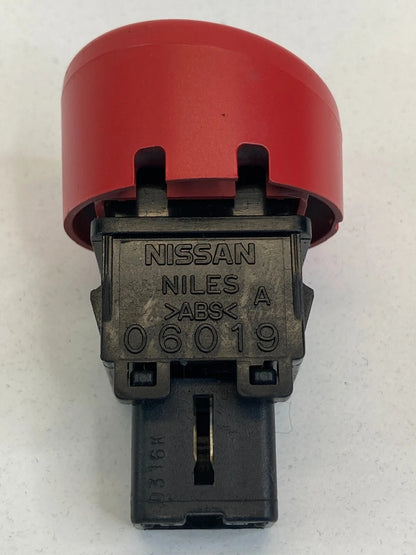 2009-2014 NISSAN CUBE DASH HAZARD LIGHT WARNING LAMP CONTROL SWITCH BUTTON OEM