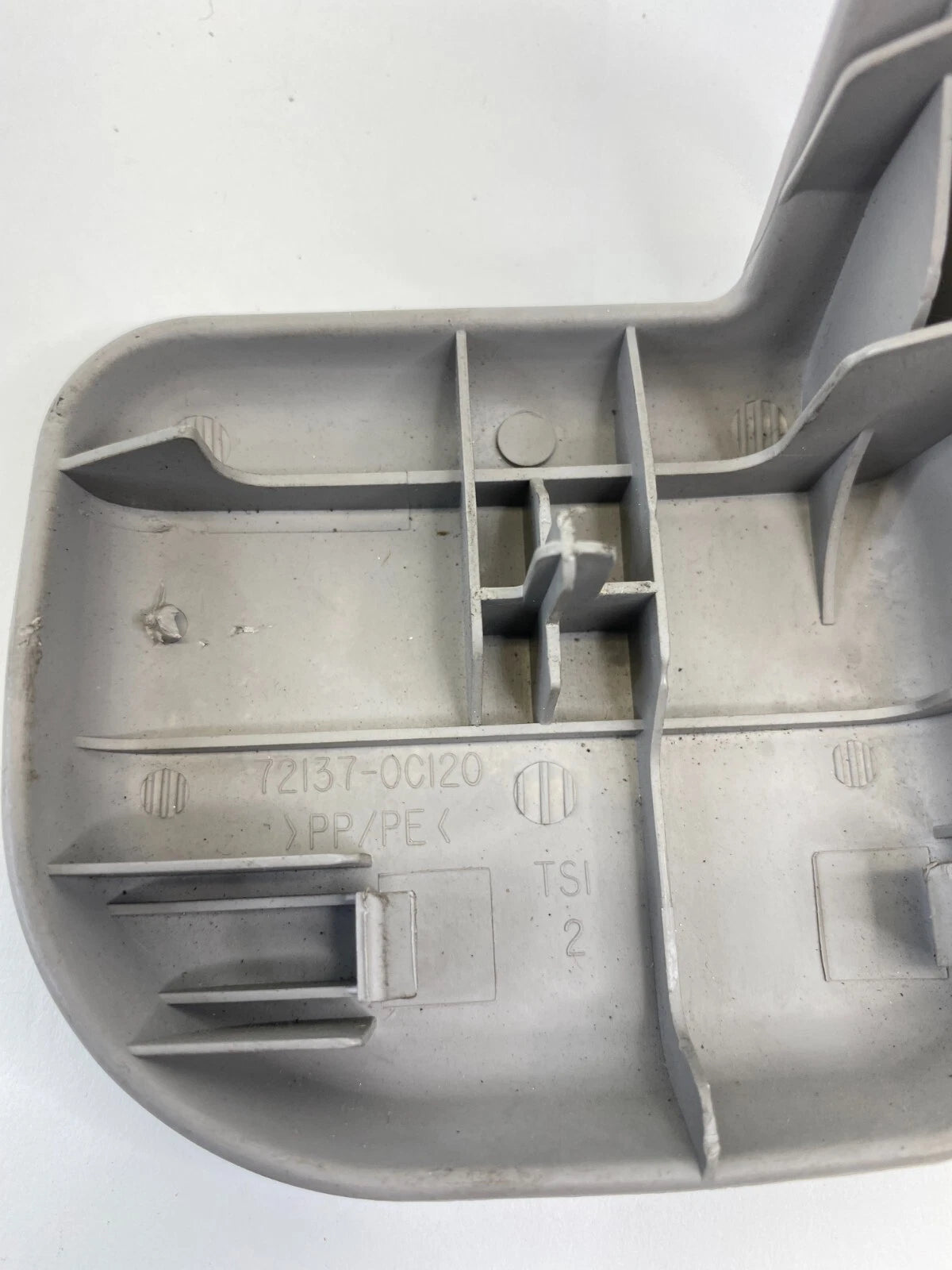 01 02 03 04 TOYOTA SEQUOIA FRONT SEAT TRACK RAIL END TRIM COVER 72137-0C120 OEM
