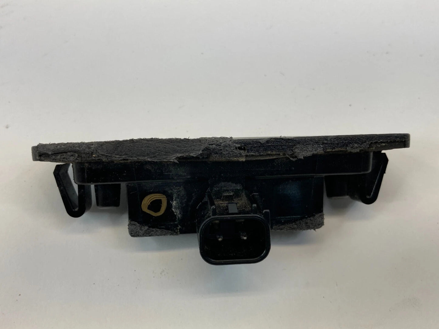 2006-2012 FORD FUSION REAR TRUNK LICENSE PLATE LIGHT LAMP 6E53-13543-AA OEM