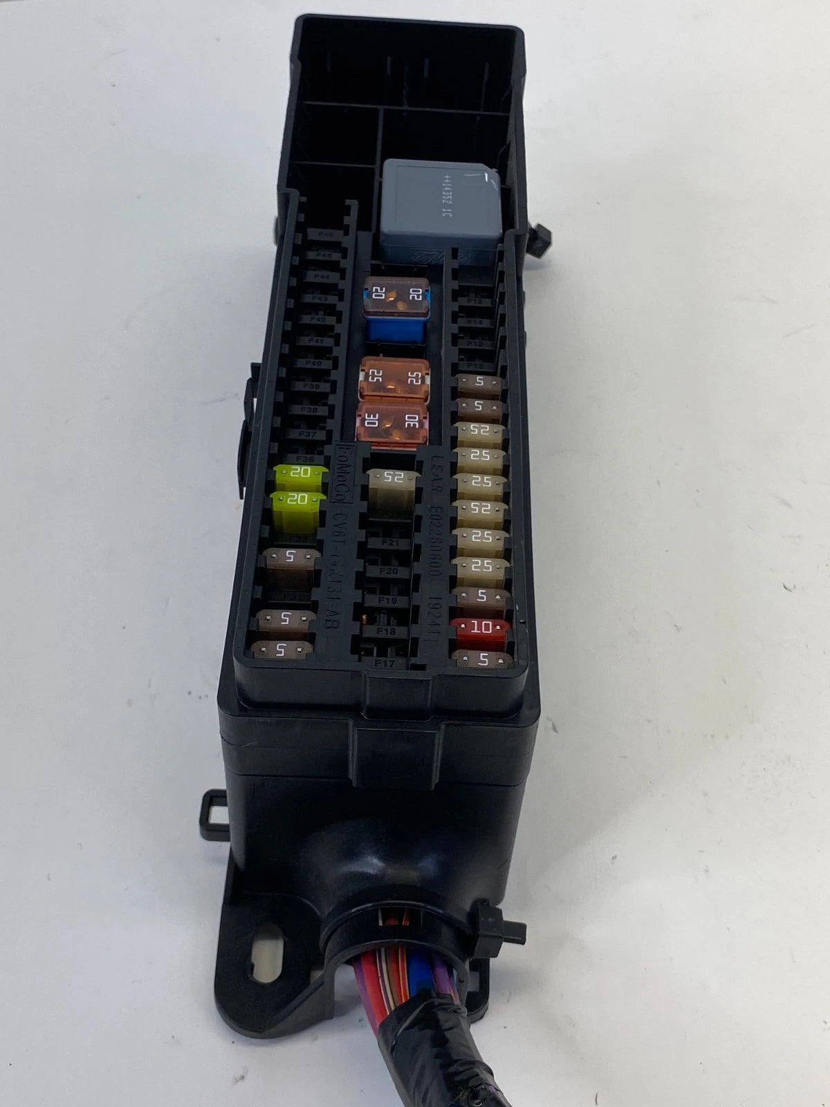 2014-2016 FORD ESCAPE REAR TRUNK FUSE BOX JUNCTION BLOCK MODULE CV6T14G131AB OEM