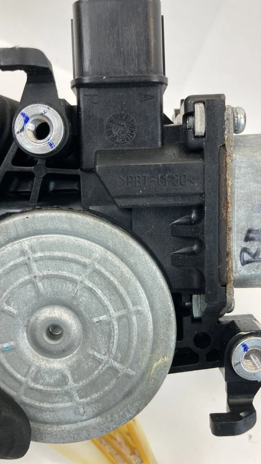 2010-2014 SUBARU OUTBACK WAGON REAR RIGHT SIDE DOOR WINDOW REGULATOR W MOTOR OEM