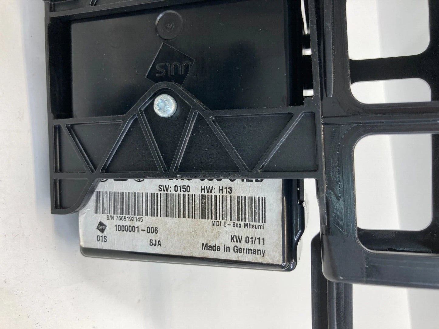 2009-2011 VOLKSWAGEN TIGUAN MULTIMEDIA INTERFACE MODULE SOCKET 5N0-035-344C OEM