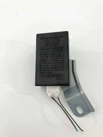 2004-2009 TOYOTA PRIUS TIRE PRESSURE RECEIVER MODULE TPMS 89760-47010 OEM