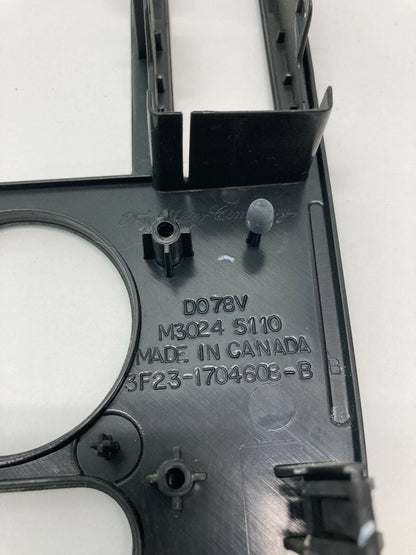 2004-2007 FORD FREESTAR DASH RADIO CLIMATE CONTROL BEZEL TRIM 3F23-1704608-B