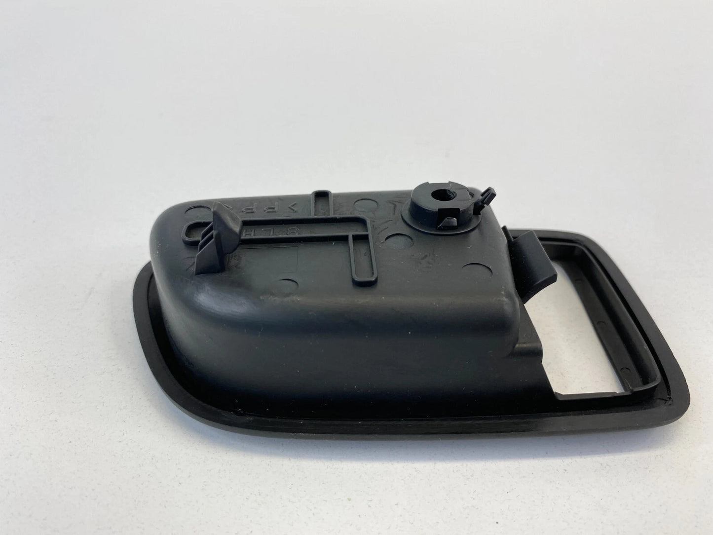 2004-2009 MAZDA 3 MAZDA3 REAR LEFT SIDE INTERIOR DOOR HANDLE BEZEL RR LH OEM