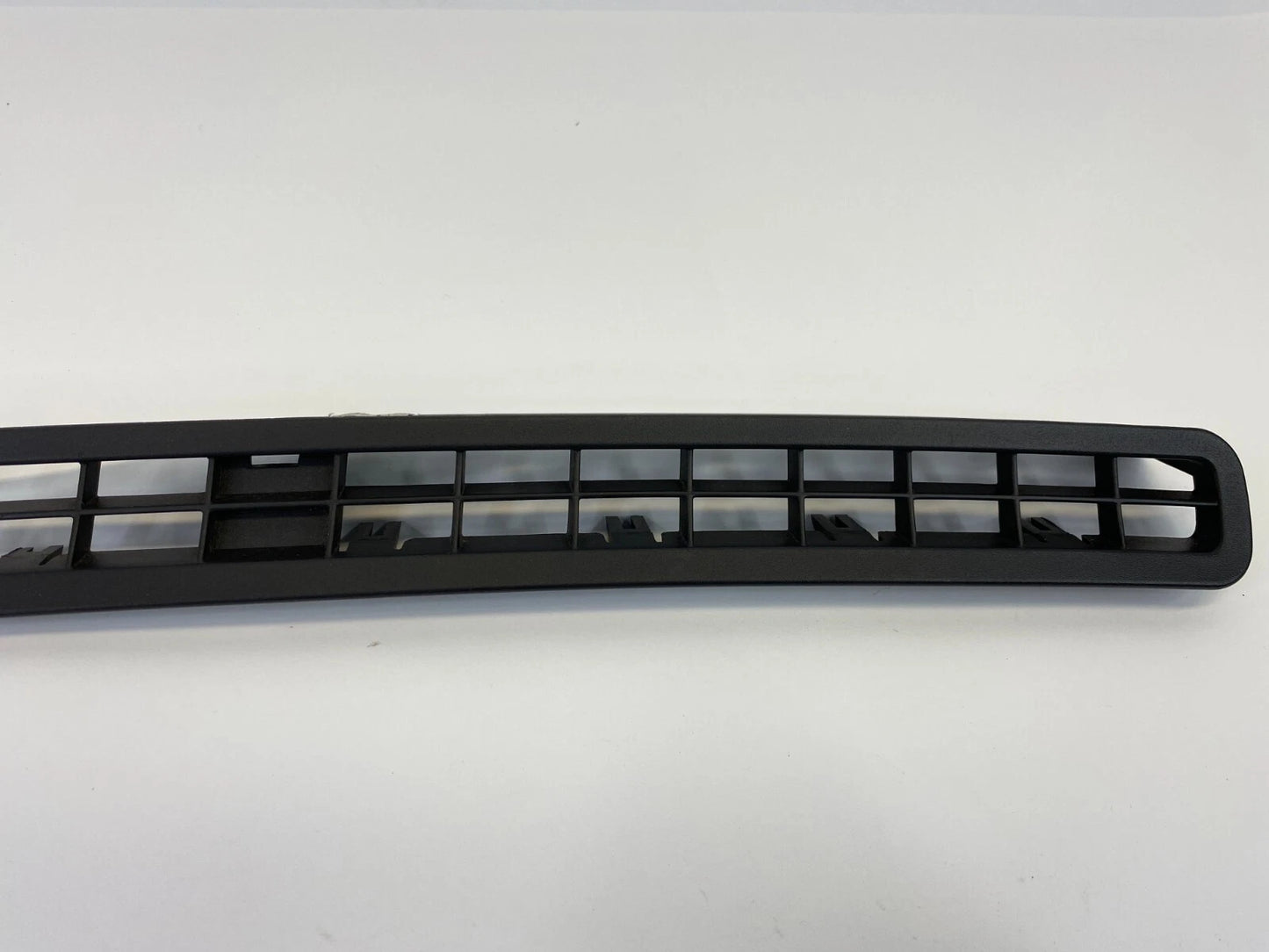 2002-2007 SATURN VUE DASH LEFT SIDE AIR VENT DEFROST GRILLE 22712731 OEM